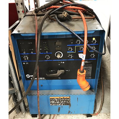 Miller Syncrowave 250 DX AC TIG Welder