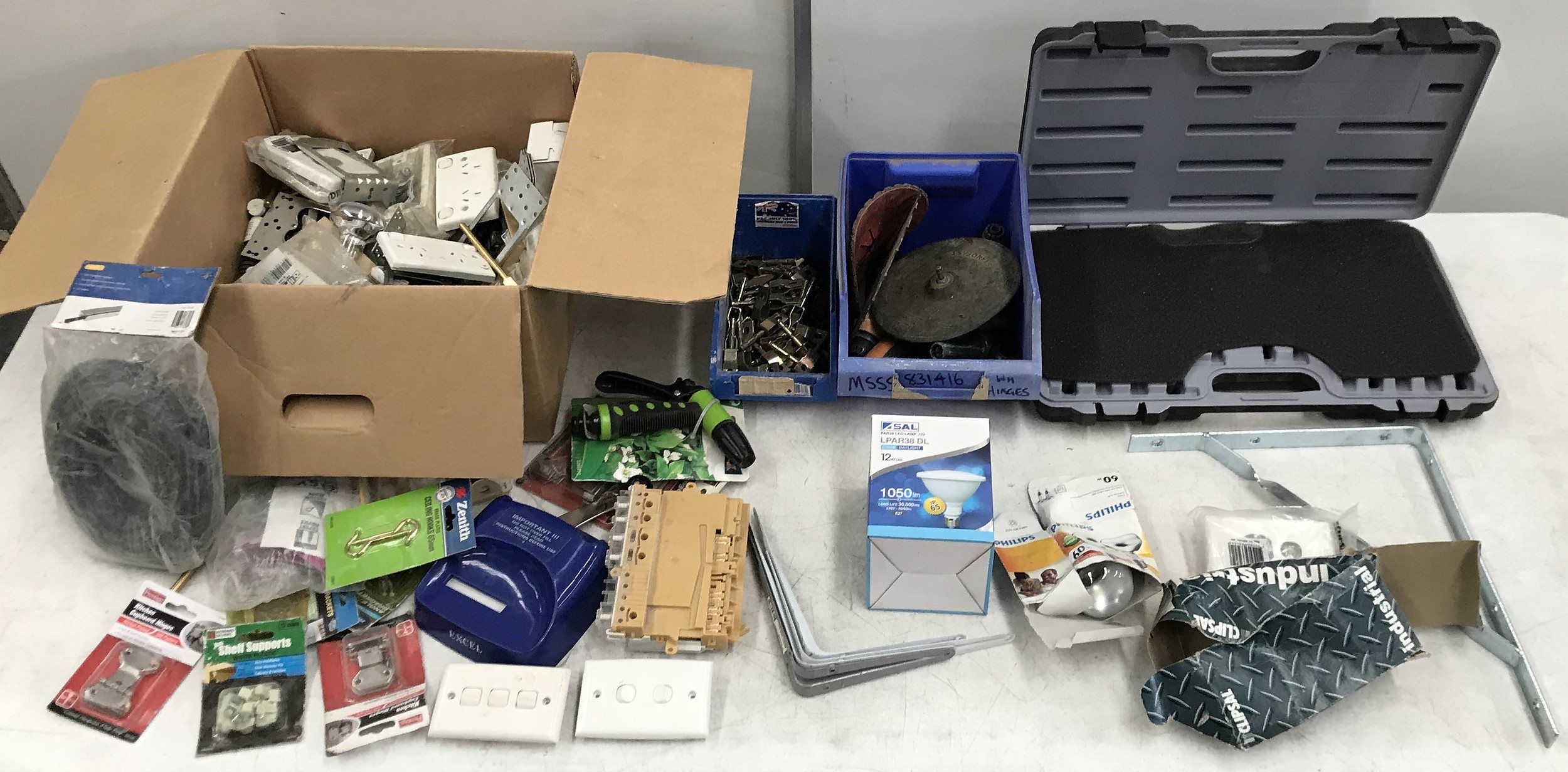 Assorted Hardware Lot 1117788 Allbids Assorted Hardware Lot 1117788 Allbids