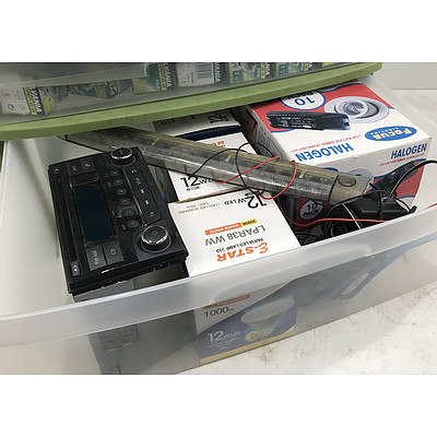 Sterilite Drawer Unit with Electronic Items
