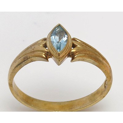 9ct Gold Aquamarine Ring