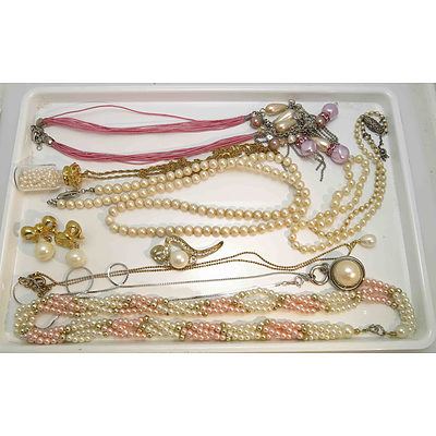 Cultured Pearl & Faux Pearl Jewellery Collection