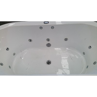 Decina Mintori Dolce Vita 1800mm Spa Bath - New - RRP $5100.00