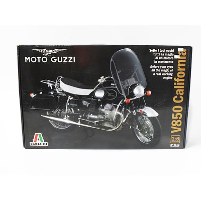 Italeri - Moto Guzzi V850 California 1:6 Scale Model Motorcycle Kit