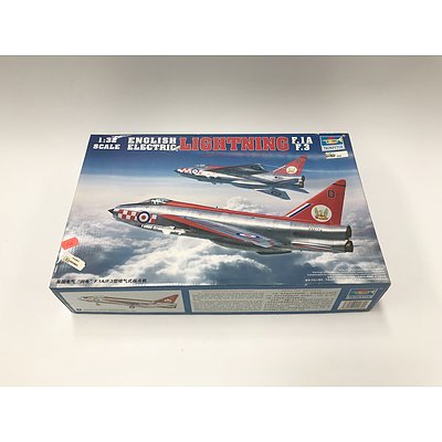 Trumpeter English Electric 1:32 Scale Lightning with F.1A or F.3 Tail Fin Model Plastic Model Plane Kit RRP $130