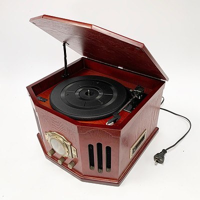 Retro Style Turntable In Wooden Box