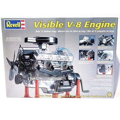 Revell - Visible V8 Engine Model Kit 1:4 Scale