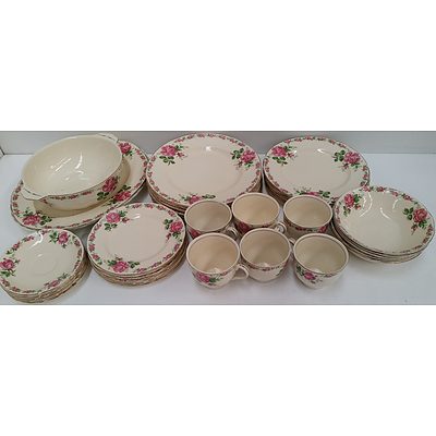 Selection Alfred Meakin Fine China
