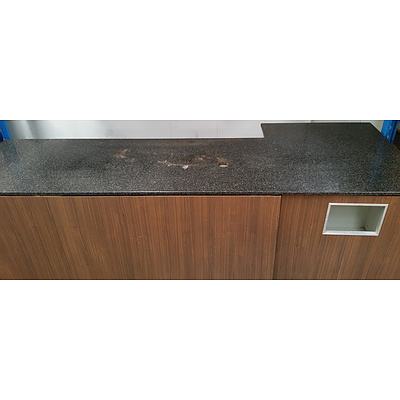 Commercial Service Counter