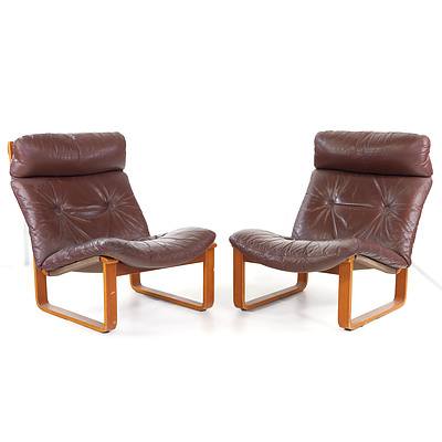 Pair of Tessa T8 Tan Leather Upholstered Lounge Chairs Designed by Fred Lowen