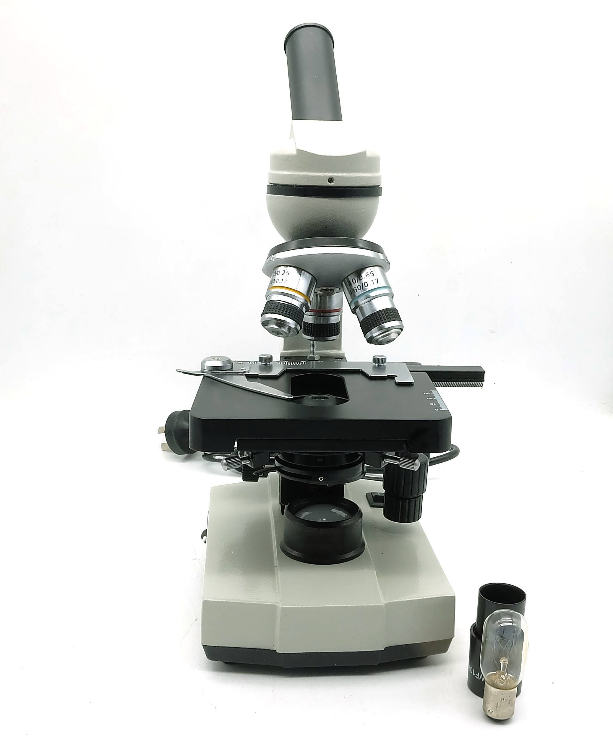 Microscope with Accessories Lot 1074586 ALLBIDS