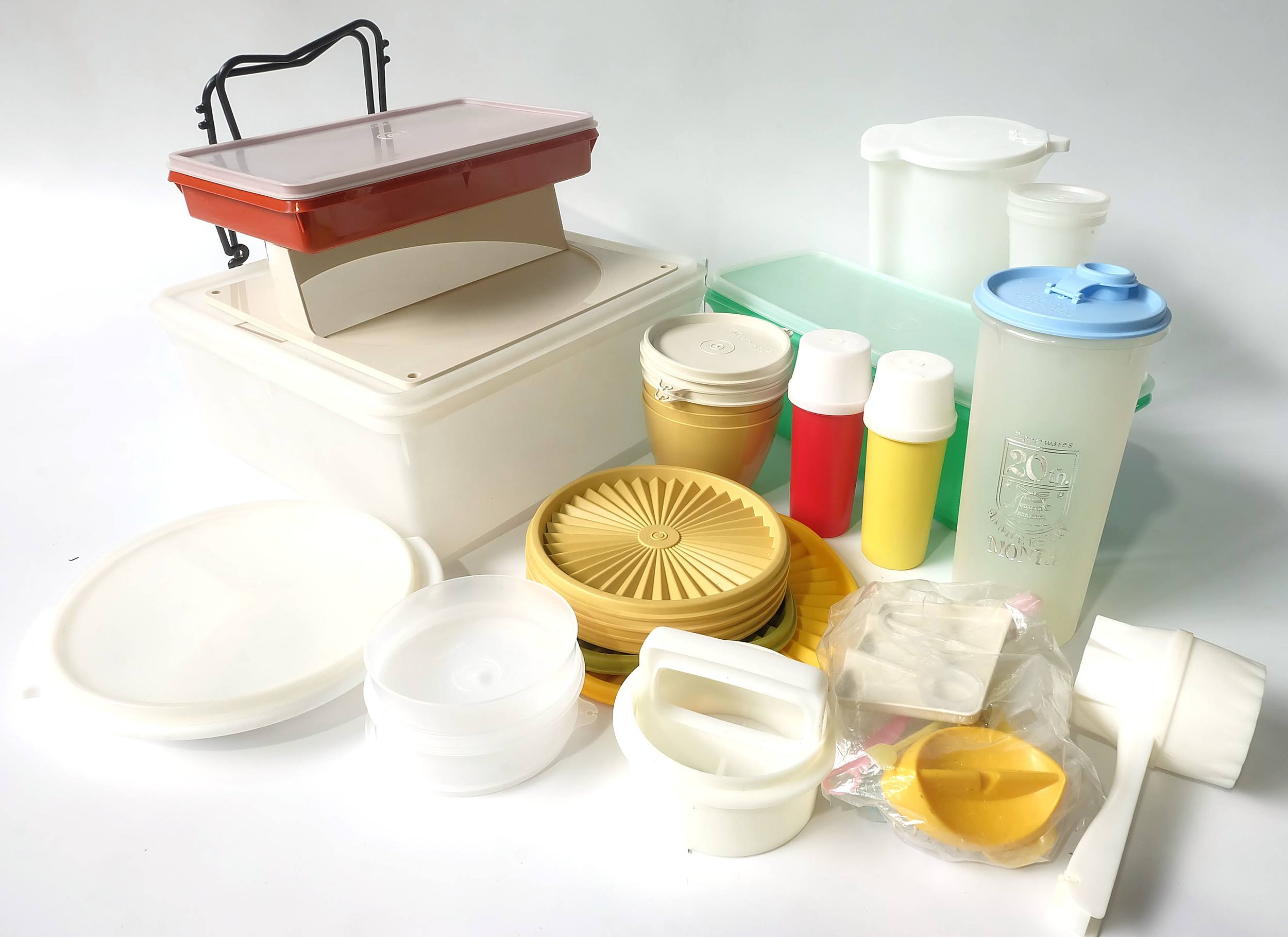 Large Group of 1980s Tupperware Lot 1075965 ALLBIDS