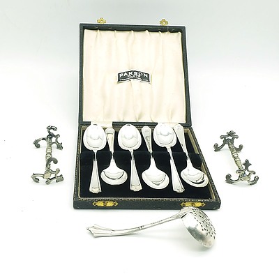 WH&S Silver plate Sugar Sifter, Pair of Silver Plated Knife Rests and Boxed Set of Six Initialed Parson Plate Teaspoons