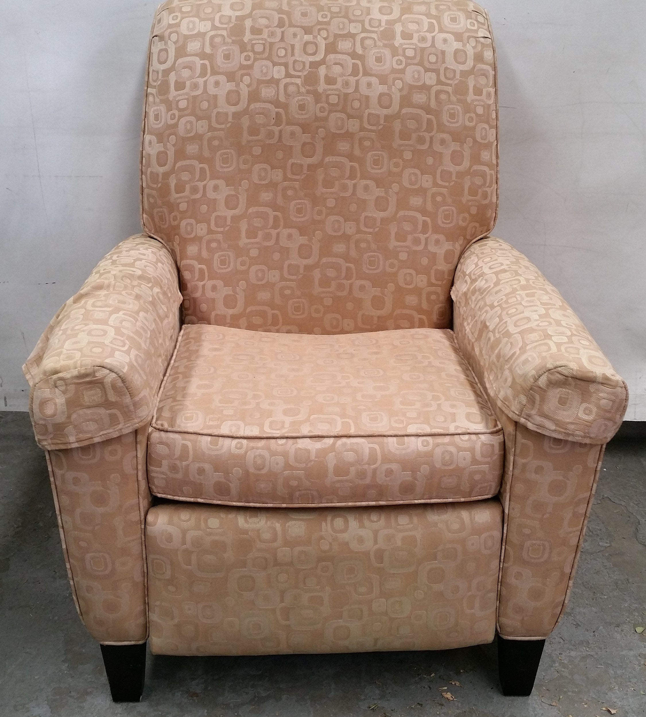 Reclining Arm Chair - Lot 1075127 | ALLBIDS