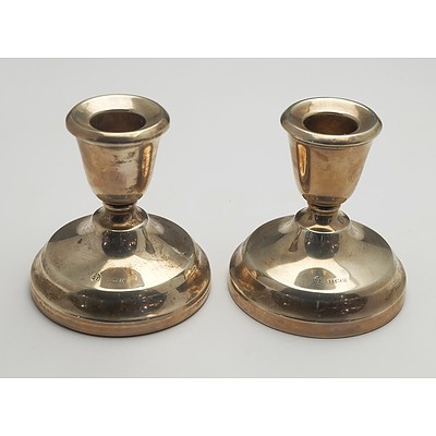 Pair of Small Sterling Silver Candlesticks, A.L. Davenport, Birmingham, 1960, 244g