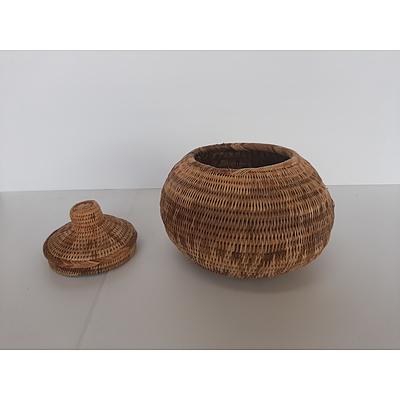 Set of 2 African handwoven baskets II