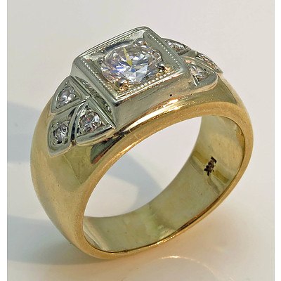 Impressive Diamond Ring: 18Ct Gold