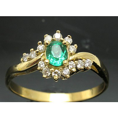Natural Emerald & Diamond Ring. 18Ct Gold