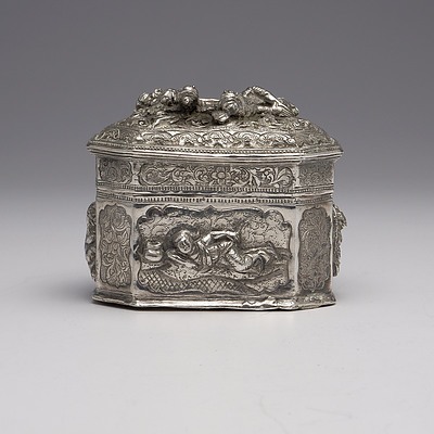Burmese Heavily Repousse Silver Box, 169g