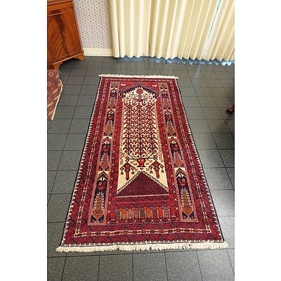 Hand Knotted Eastern Wool Pile Rug