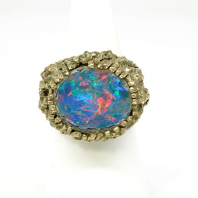 9ct Yellow Gold Gents Signet Ring with Opal Triplet, 17g