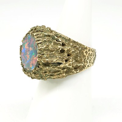 9ct Yellow Gold Gents Signet Ring with Opal Triplet, 17g