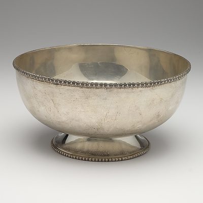 Footed Silver Bowl with Cast Floral Motif and Beaded Rims, 318g