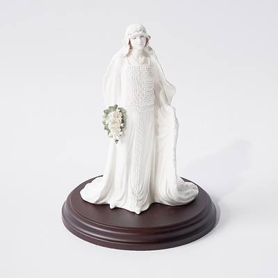 Coalport Porcelain Limited Edition Queen Elizabeth Figurine