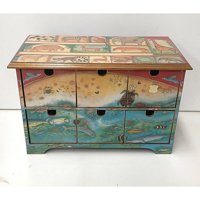 Wooden Storage/Memory Box with Detailed Animals Lacquered Veneer