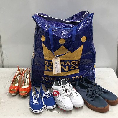 Bulk Bag of Men's, Women's & Children's Shoes