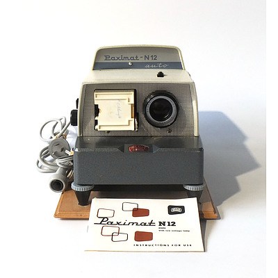 Braun Slide Projector Paximat Number 12 Auto in Carry Case