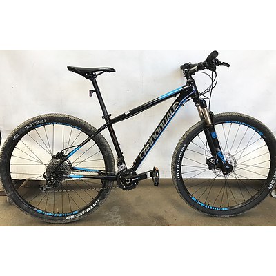 Cannondale Trail 3 20 Speed Mountain Bike