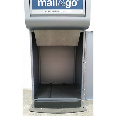 Large 'USPS Mail & Go' Mail Box