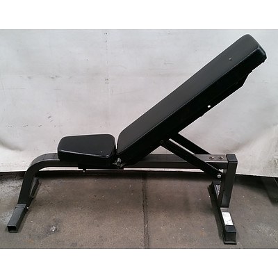 Parabody Weight Bench and Body Solid Gym Equipment