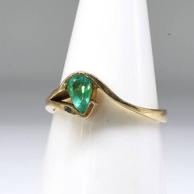 18ct Yellow Gold and Natural Emerald Ring