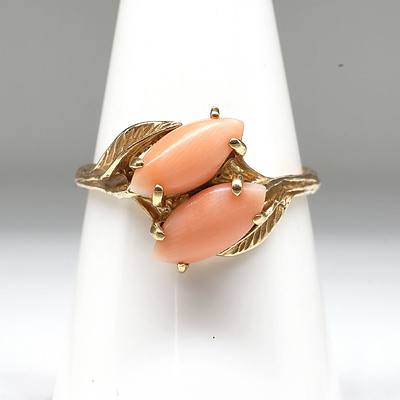 10ct Yellow Gold Ring with Orange Coral