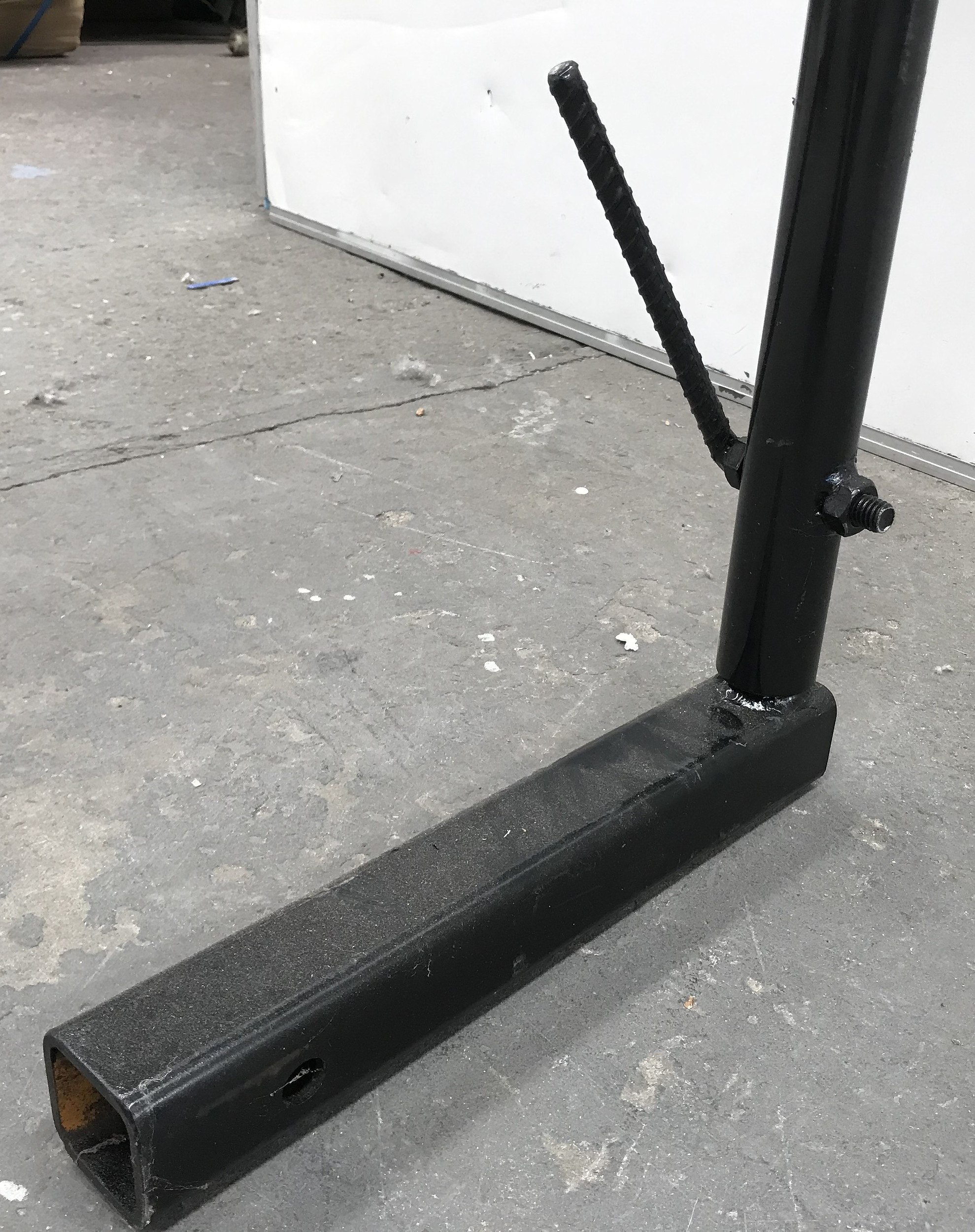 Hills 225kg Heavy Duty Game Hitch Lot 1076394 ALLBIDS