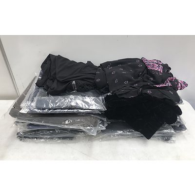 Large Group of Brand New Ladies Clothes Size 24/26/28 Including Tops, Dresses, Pants and a Leather Jacket