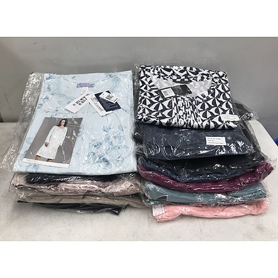 Large Group of Brand New Ladies Clothes Size 26/28 Including Pants, Dresses, Nightdresses, Polo Tops, Leggings and a Cashmere Cape