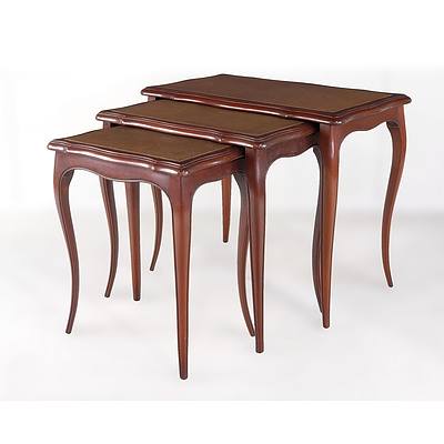 Set of 3 Vintage Nesting Tables with Swept Legs in the French Style and Leatherette Inlay