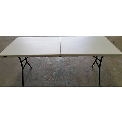 Lifetime 1.8 Meter Bifold Trestle Table