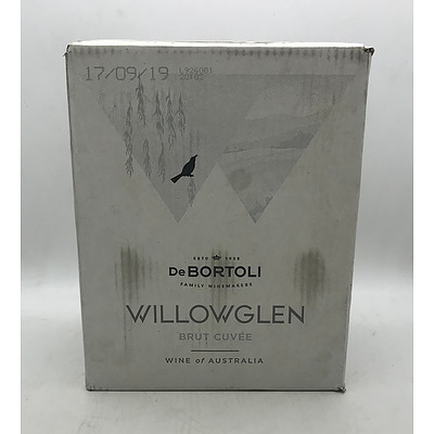 Case of 6x DeBortoli Willowglen Brut Cuvee NV 750mL
