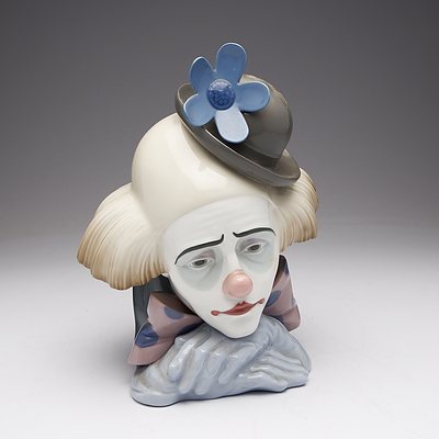 Lladro Porcelain Bust of a Clown