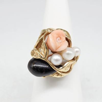 14ct Yellow Gold Ring With Coral, Pearls and Jet in a Vine and Leaf Formation