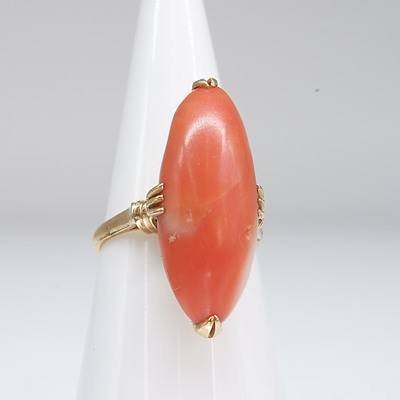 18ct Yellow Gold and Coral Ring