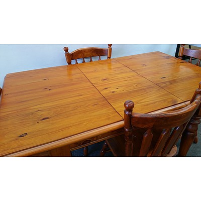 Five Piece Pine Extension Dining Setting