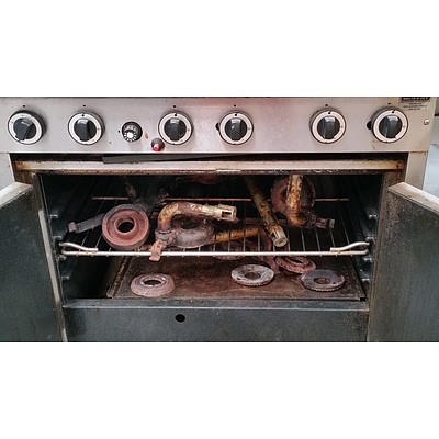 Moffat Cobra CR9D Six Burner Natural Gas Cooktop/Oven