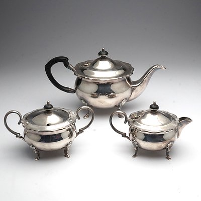 Three Piece Angus and Coote Rundle Patterned Silver Plated Tea Service, Circa 1940s