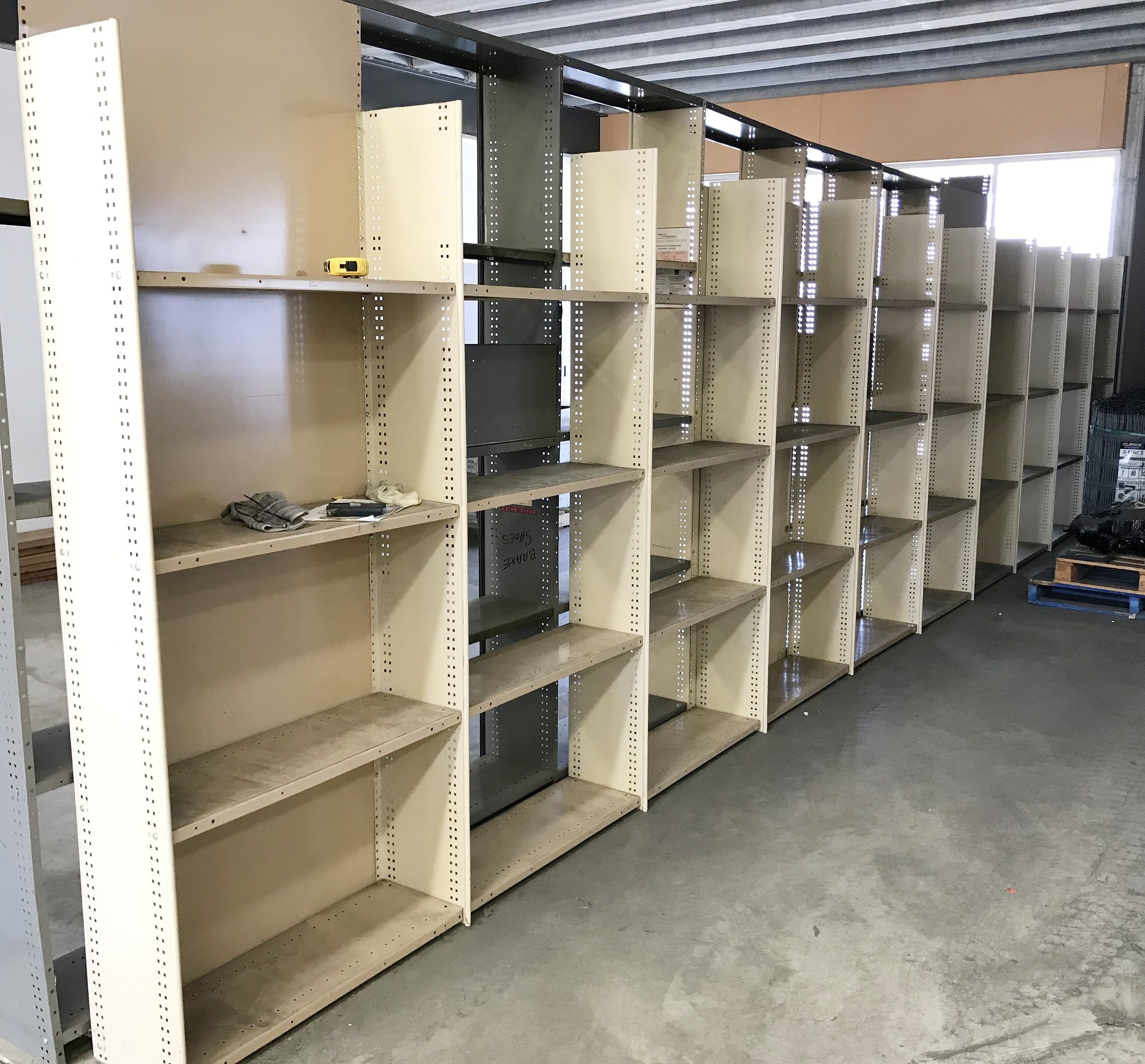 10 Bays Joined Brownbuilt Shelving Lot 1082940 ALLBIDS