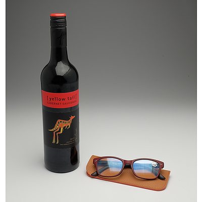 Computer glasses & red wine II