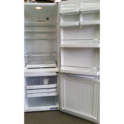 Fisher & Paykel 400 Litre Bottom Mount Refrigerator/Freezer